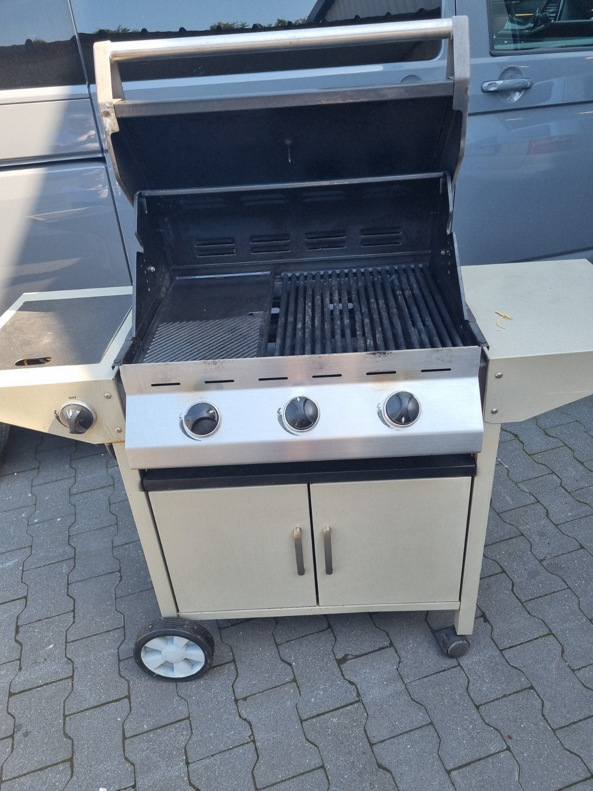 gasbarbeque cadac, Ophalen