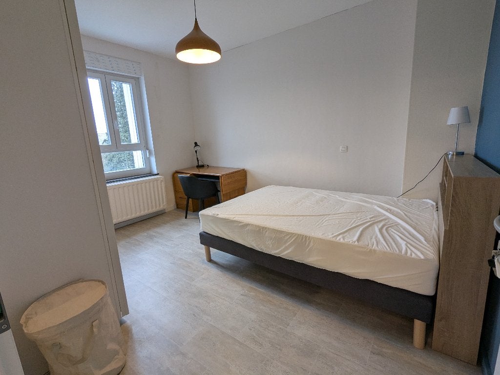 ARLON Chambre en coliving disponible immédiatement, Immo, 50 m² ou plus, Province de Luxembourg