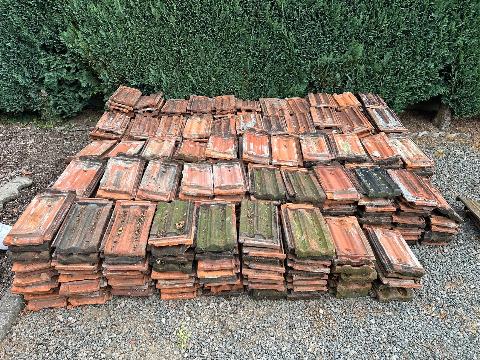 GRATIS ‼️‼️ 40m2 dakpannen, Doe-het-zelf en Bouw, Dakpannen en Dakbedekking, Ophalen, Zo goed als nieuw, Dakpannen