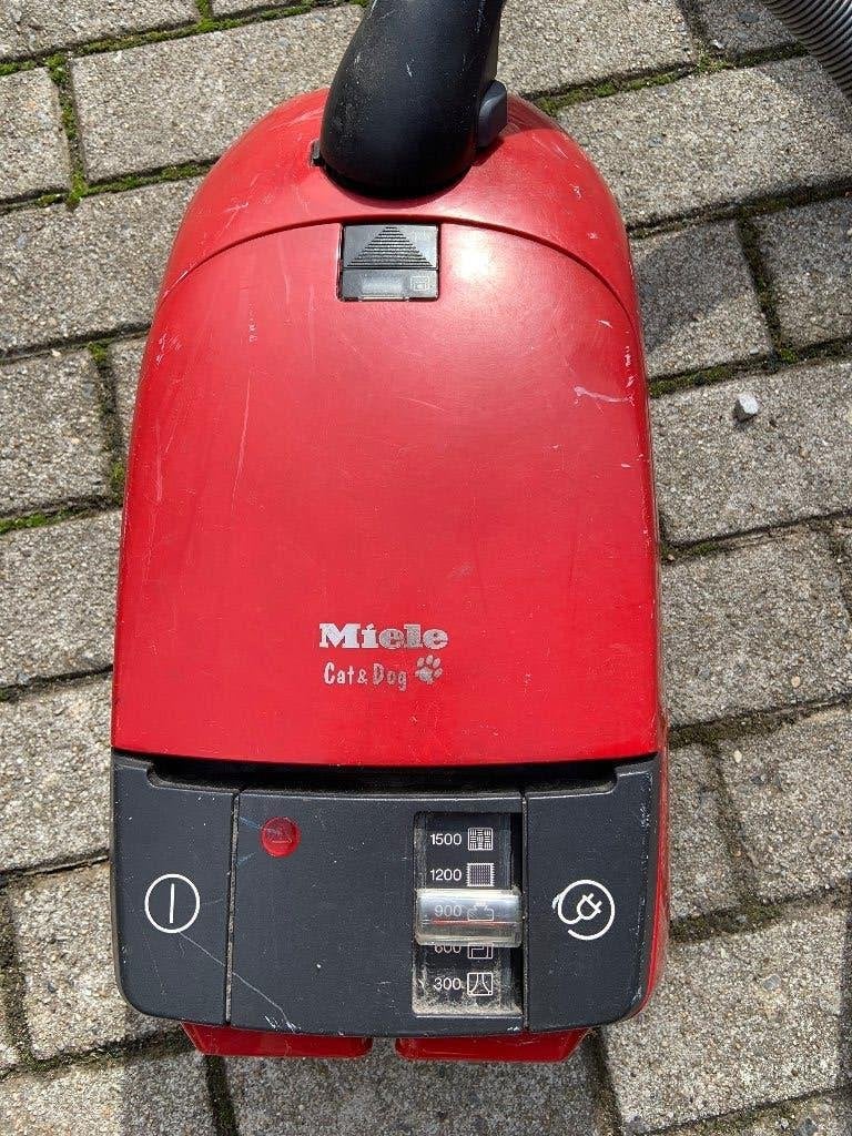 Stofzuiger, Elektronische apparatuur, Ophalen, Gebruikt, Miele