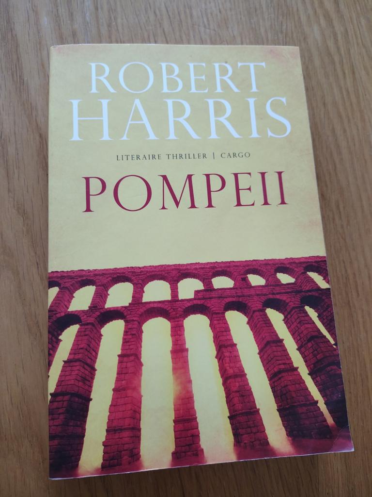 Robert Harris - Pompeii (special), Boeken, Ophalen of Verzenden, Robert Harris