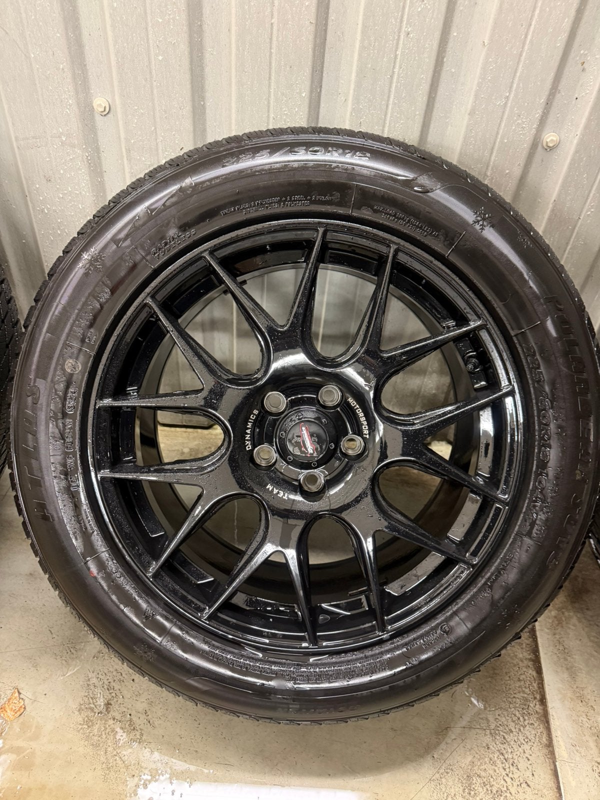 Jantes et pneus 18” , 114,3x5 qashqai/xtrail, Autos : Pièces & Accessoires, Neuf, Pneus et Jantes, Pneus hiver, 18 pouces