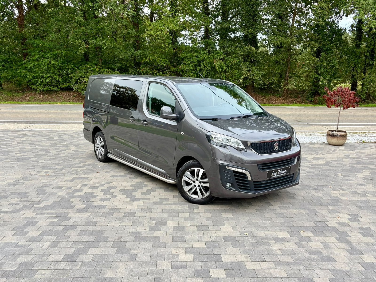 PEUGEOT EXPERT | DUBBELE CABINE | 5 ZIT, Euro 6, Entreprise, Entretenue par le concessionnaire, Diesel
