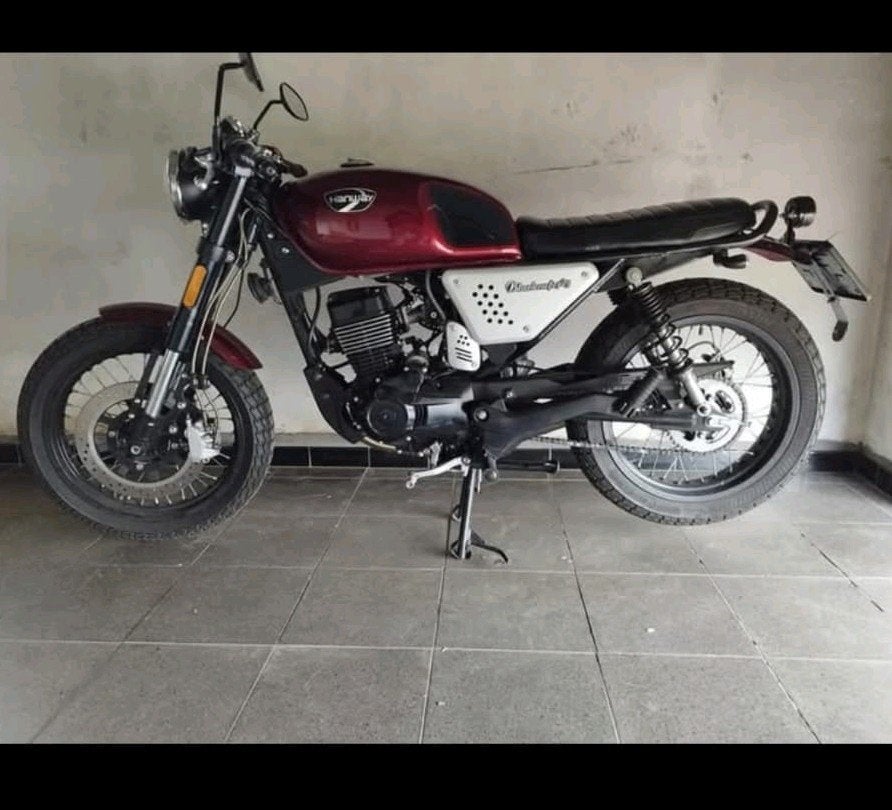 125cc cafe racer moto, Motoren, Particulier
