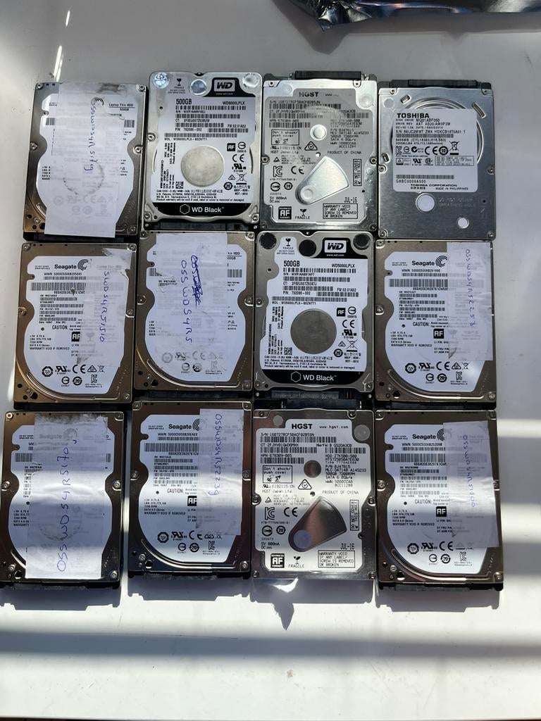 Diverse Harde schijven, Computers en Software, Harde schijven, Ophalen, Zo goed als nieuw, Laptop, SATA
