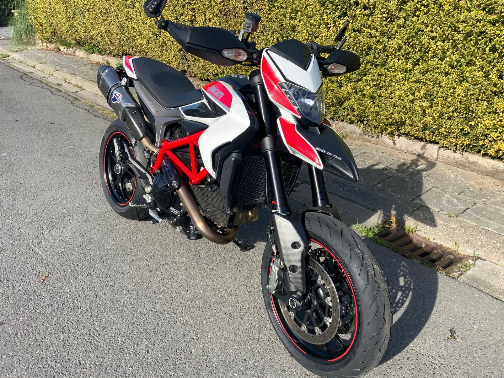 Ducati hypermotard SP 821, Motoren, 2 cilinders, ABS, Motorrijbewijs A, Gebruikt