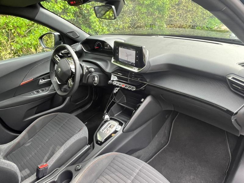 Peugeot 2008 II Active Pack, Auto's, Peugeot, Automaat, 1199 cc, Cruise Control, Zwart