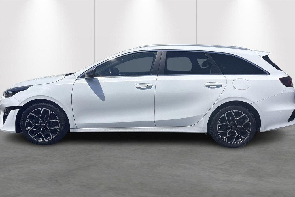 KIA cee'd Sportswagon GT Line 1.5i DCT 160PK - ADAPT CRUISE, Auto's, Stof, Gebruikt, 117 kW, 4 cilinders