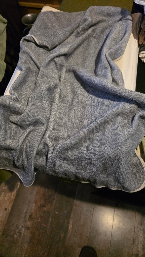 Grijs dekentje baby, Kinderen en Baby's, Ophalen, Wasbaar, Gebruikt, Grijs