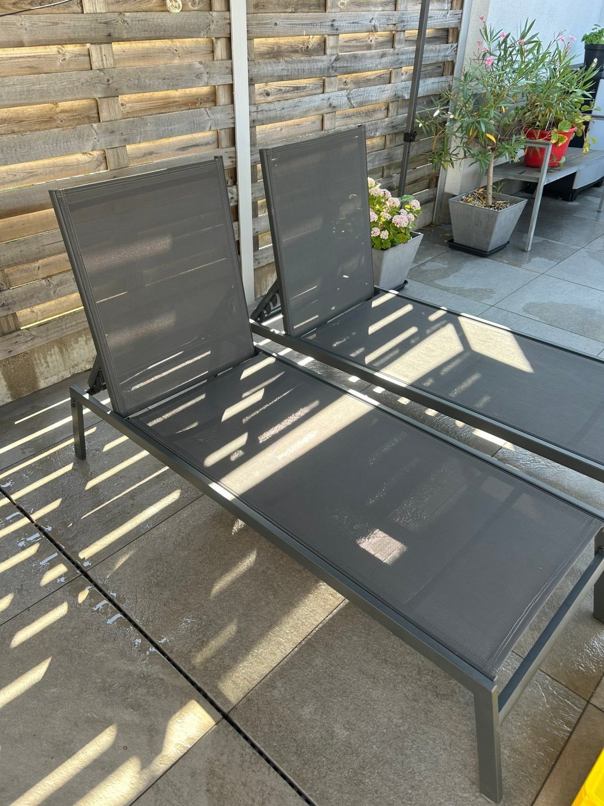 2 ligzetels, Jardin & Terrasse, Chaises longues, Enlèvement, Comme neuf