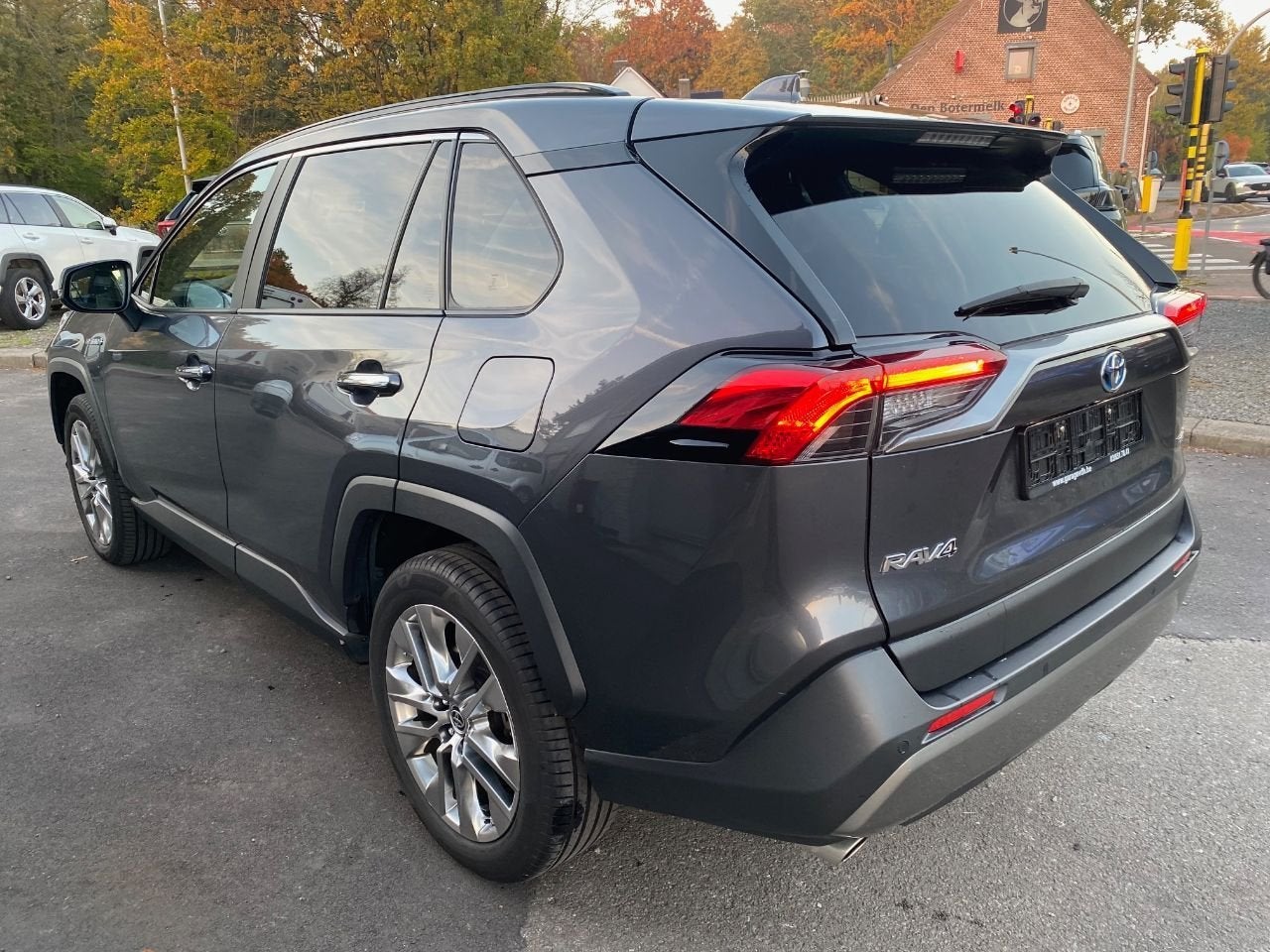 Toyota RAV4 Hybrid 4x2 DYNAMIC PLUS FULL OPTION MET GARANTIE, Auto's, Gebruikt, 131 kW, Leder, Bedrijf