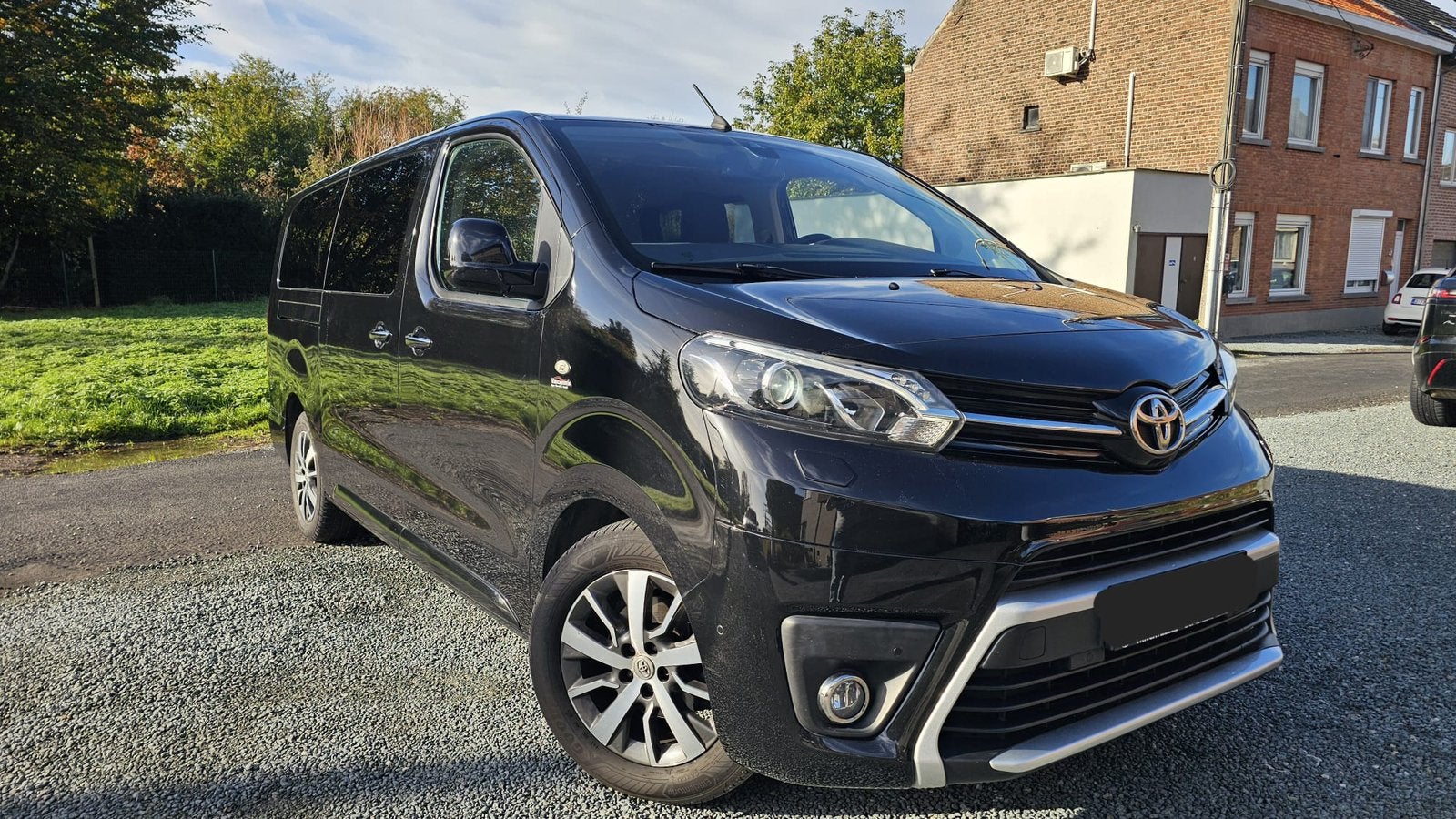 Toyota Proace 2,0 L/Automatique/8 places//147 000 Km/2017, Autos, https://public.car-pass.be/vhr/177a68a3-8134-45fb-a1a5-4ca897cde024