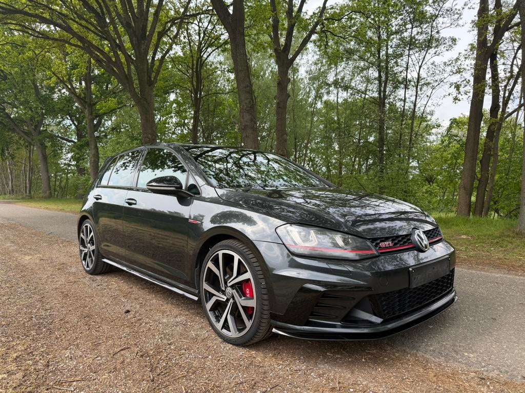 VW Golf 7 GTi Clubsport DSG Stage 2 370pk/500nm, Autos, Achat, Euro 6, Entreprise, Noir