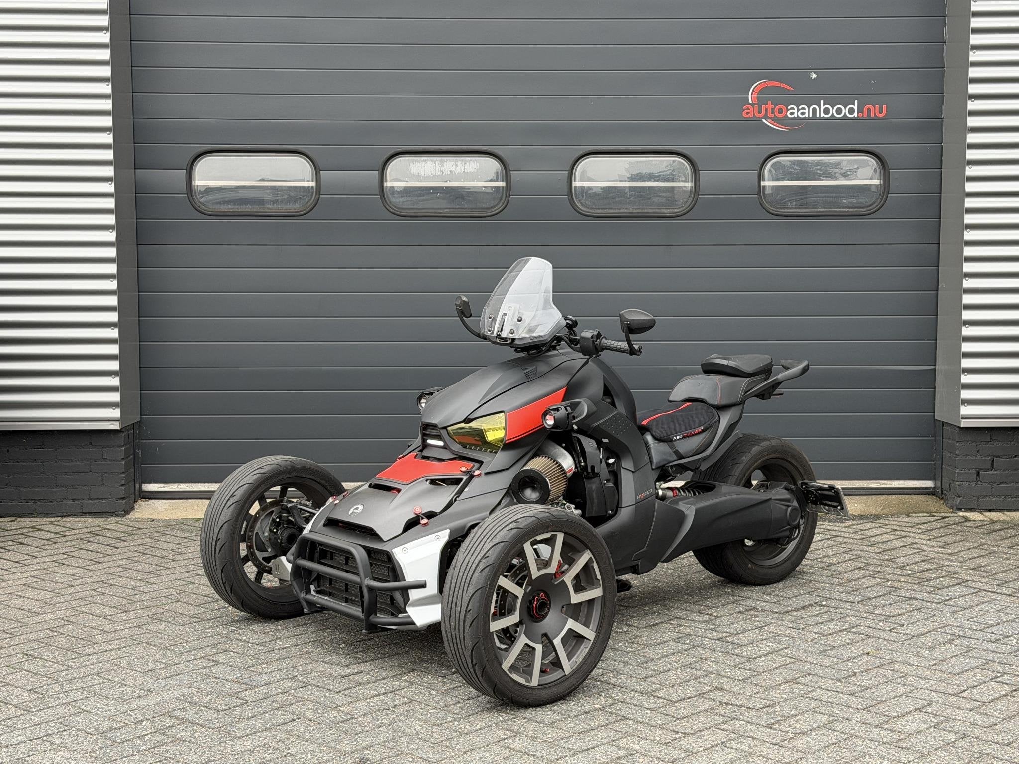CAN-AM Ryker 900, Motos, Tourisme, Entreprise, Plus de 35 kW, Singel 1940 1945 320a
5348 PV  Oss, NL