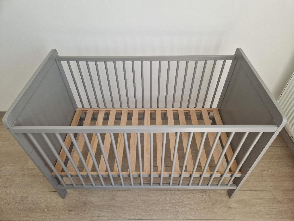 Kinderbed + matras, Gebruikt, Minder dan 140 cm, Minder dan 70 cm, Ophalen