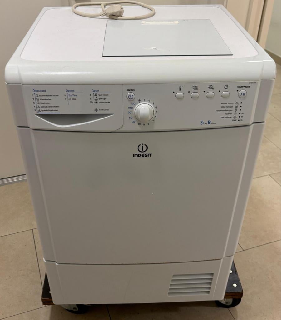 Indesit droogkast
Gebruikte staat
7,5kg lading
Vaste prijs €, Enlèvement