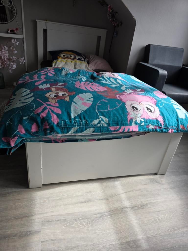 1 persoonsbed inclusief matras, Ophalen