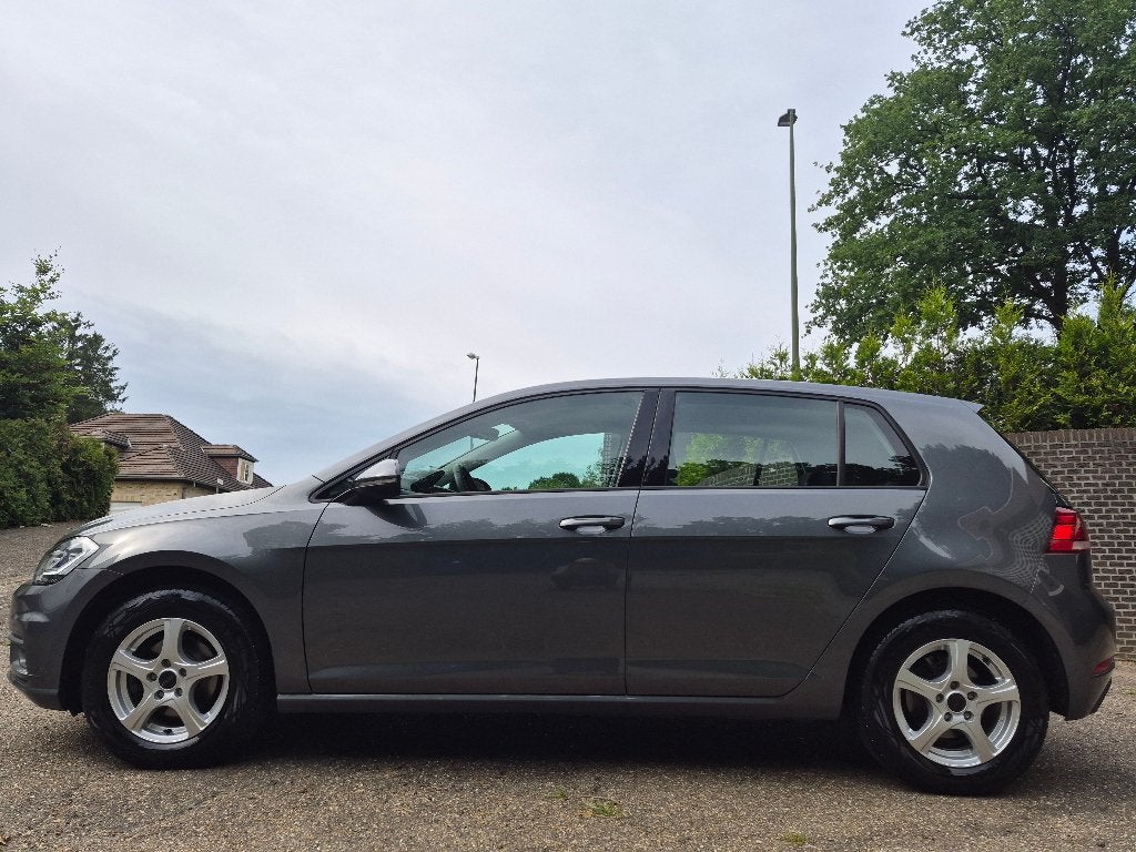 VW GOLF 7,5 - NOMBREUSES OPTIONS + GARANTIE + CT, Autos, Argent ou Gris, Achat, Entreprise, Boîte manuelle