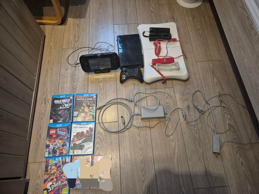 Wii u, Consoles de jeu & Jeux vidéo, Consoles de jeu | Nintendo Wii, Comme neuf, Avec 3 manettes ou plus, Avec jeux, Avec Balance Board