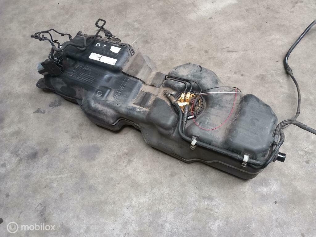 Dieseltank 2.7 TdV6 Land Rover Discovery 3 Diesel Tank pomp, Autos : Pièces & Accessoires, Systèmes à carburant, Land Rover, Utilisé