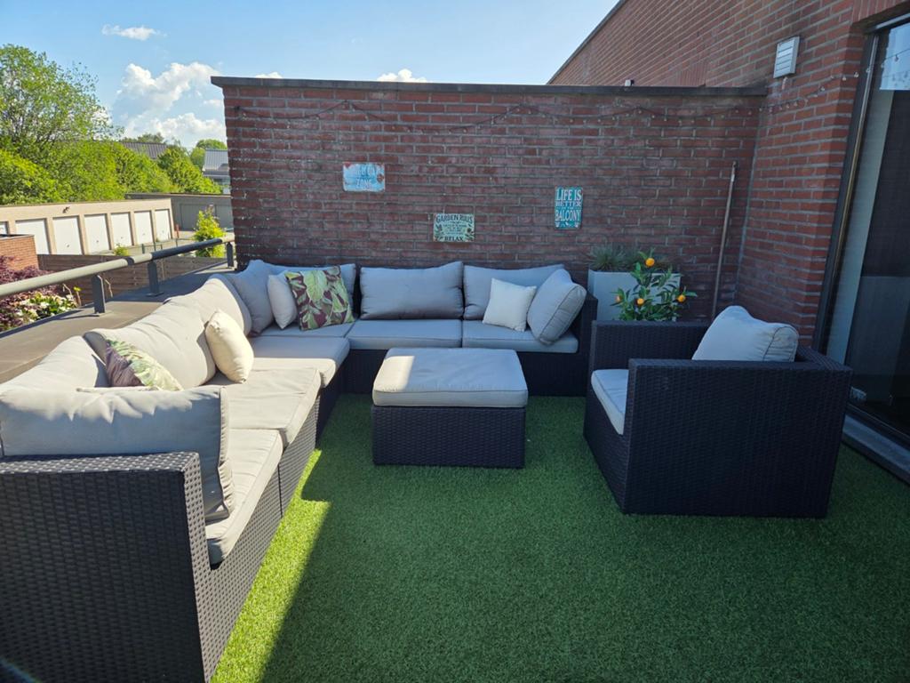 Groot loungeset incl. kussens + tafeltje, Tuin en Terras, Ophalen, 7 zitplaatsen, Loungeset