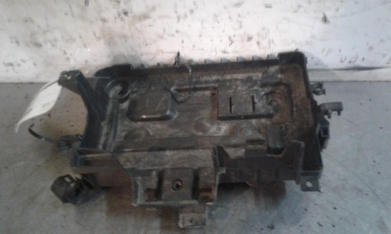 BAC A BATTERIE Opel Corsa D (01-2006/12-2014), Utilisé, Opel