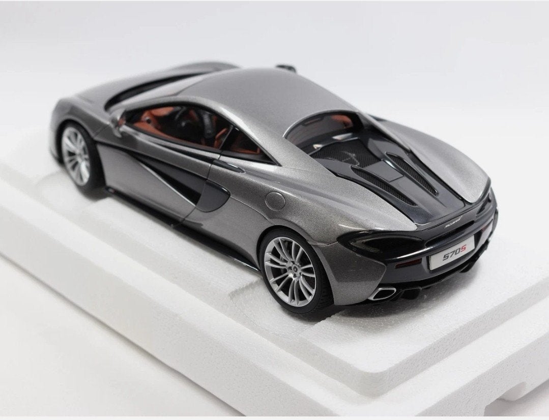 MCLAREN 570S Grey Autoart 1/18 Nieuw, Ophalen of Verzenden, Nieuw, Auto, Autoart