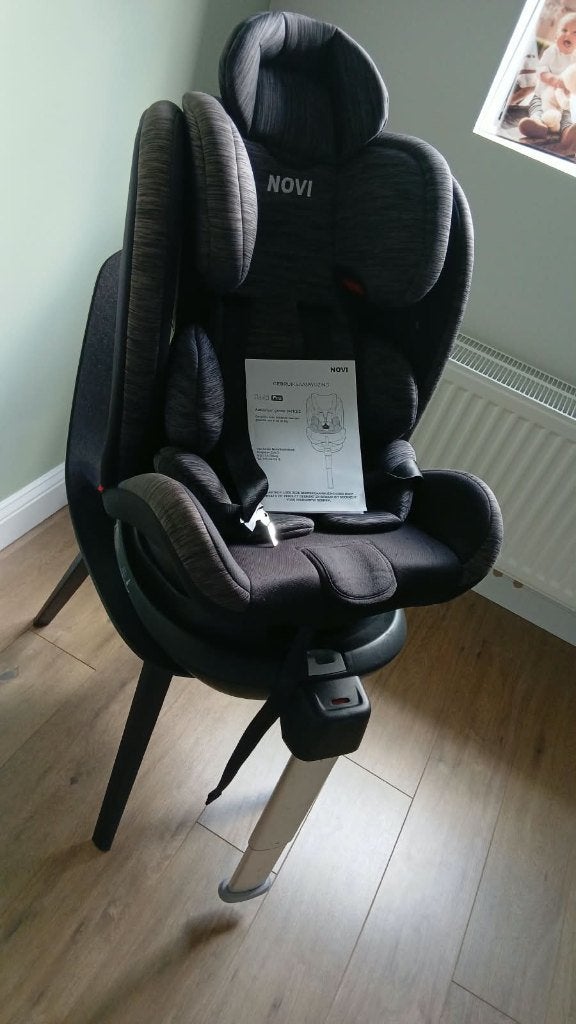 autostoel met bijpassende isofix, Gebruikt, 9 t/m 36 kg, Isofix, Ophalen