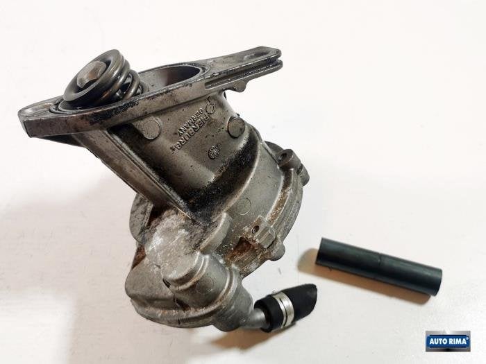 Pompe à vide (diesel) d'un Volvo V70, -, 3 mois de garantie, -, -