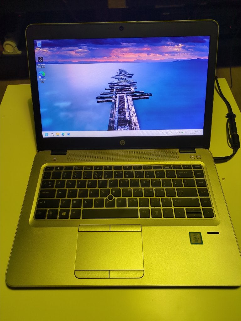 HP EliteBook 840 G3 16 Go de RAM/I5-6300U QWERTY US, Hp, 256 GB, 14 pouces, Reconditionné