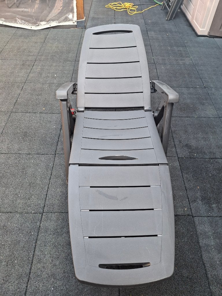LIGSTOEL, Jardin & Terrasse, Chaises longues, Enlèvement, Comme neuf, Synthétique, Pliant