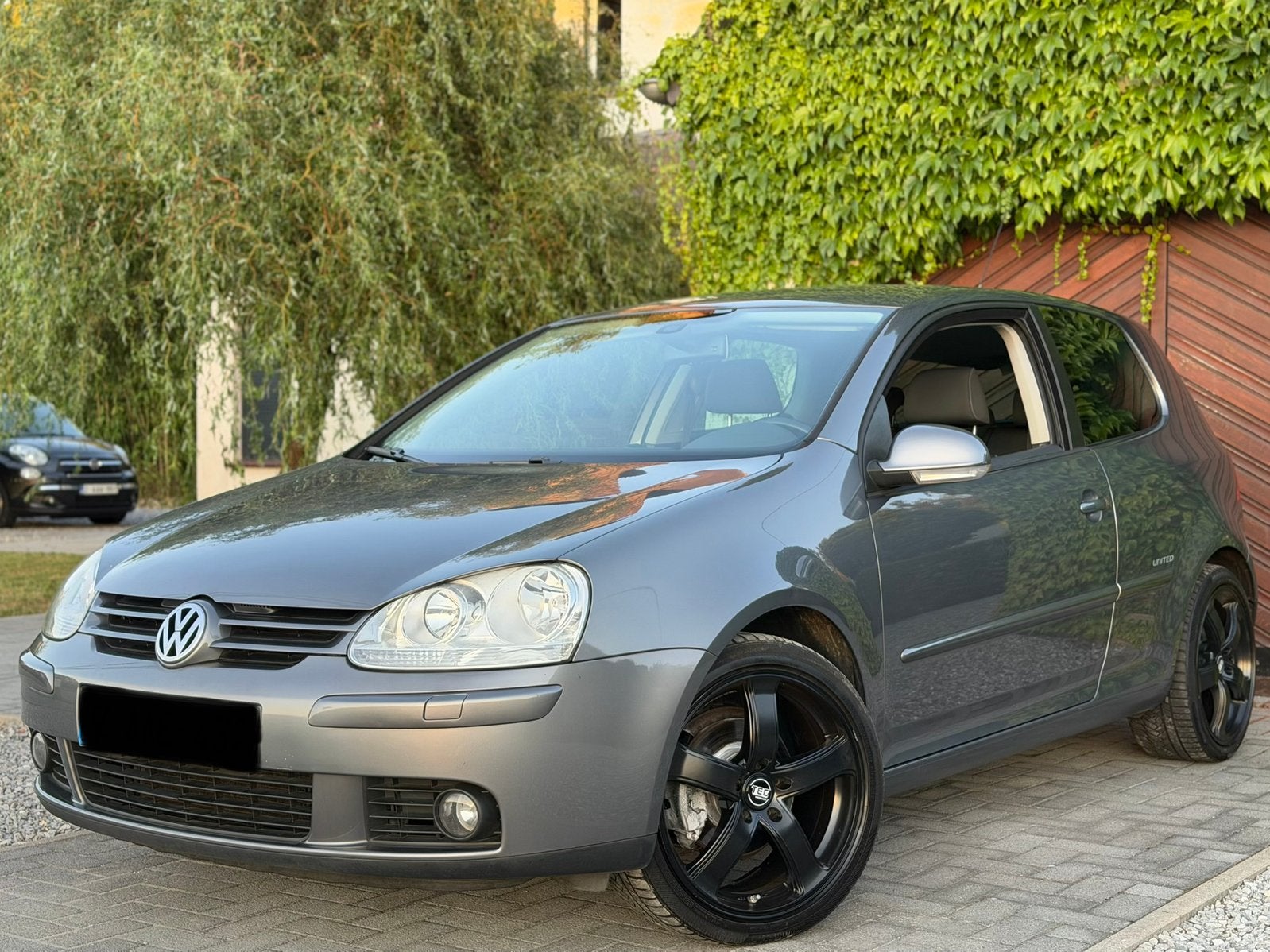 Vw Golf 5 1.4i édition United prêt à immatriculer., Auto's, Voorwielaandrijving, Stof, Zwart, 4 cilinders