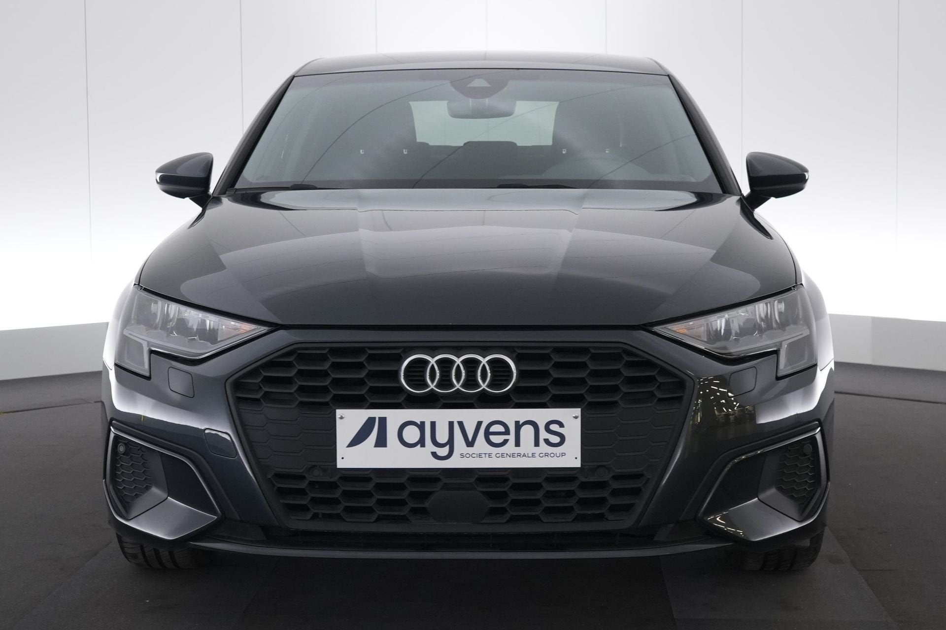 (2BSG604) AUDI A3 BERLINE, Autos, Argent ou Gris, Achat, https://public.car-pass.be/vhr/e1567e97-000e-4c84-bced-89b331fc779a, Entreprise