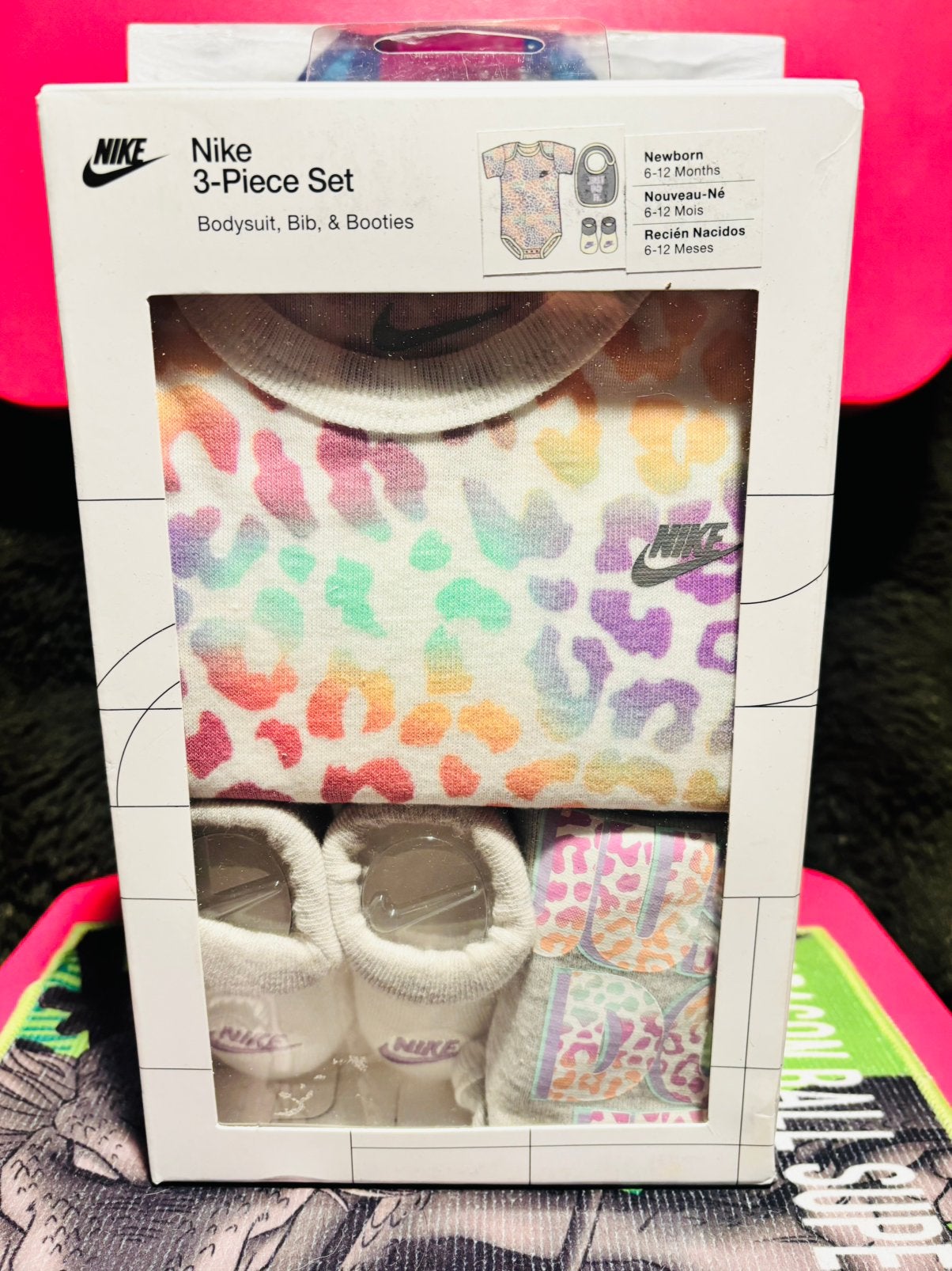 Nike Rainbow Leopard  3-delige babyset, Kinderen en Baby's, Babymode-accessoires, Nieuw, Ophalen of Verzenden