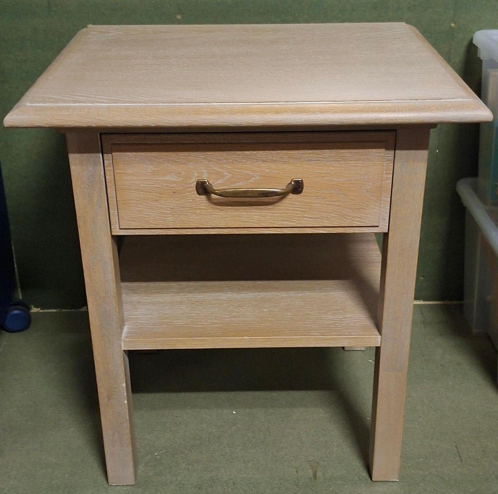 Nachtkastje eik nieuwstaat, Ophalen, Nieuw, 55 tot 70 cm, 45 tot 65 cm
