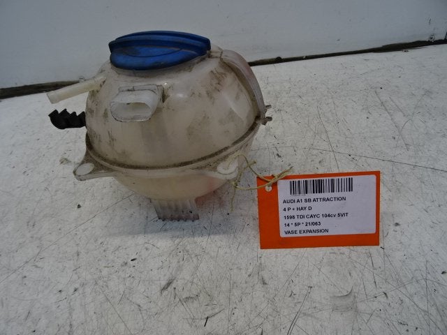 EXPANSIERESERVOIR Audi A1 Sportback (8XA / 8XF), Info@audi.de, Audi, Audi AG, Gebruikt