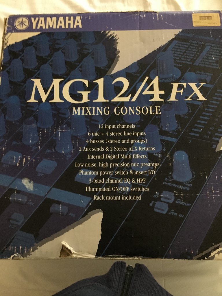Console de mixage Yamaha MG12/4 FX, Enlèvement, Comme neuf, 10 à 20 canaux, Entrée micro