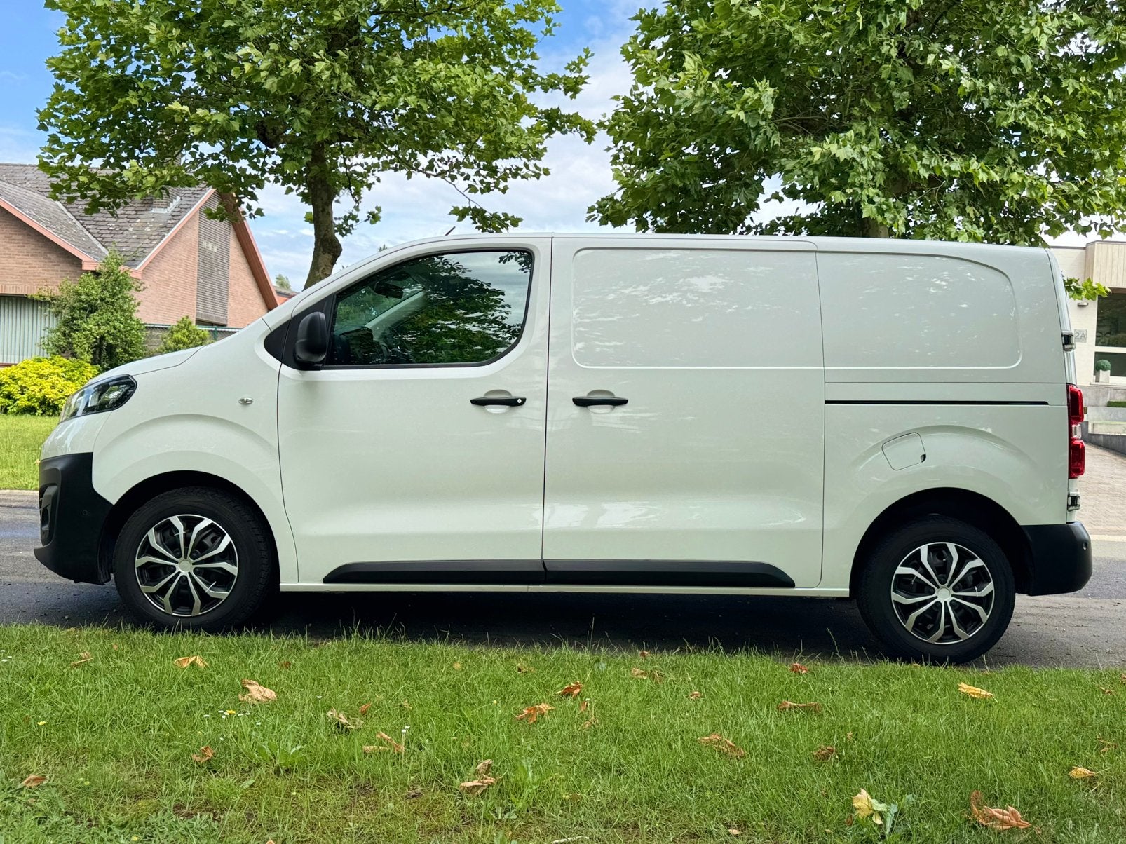 OPEL VIVARO 2.0, Autos, Bluetooth, Achat, Euro 6, Entreprise