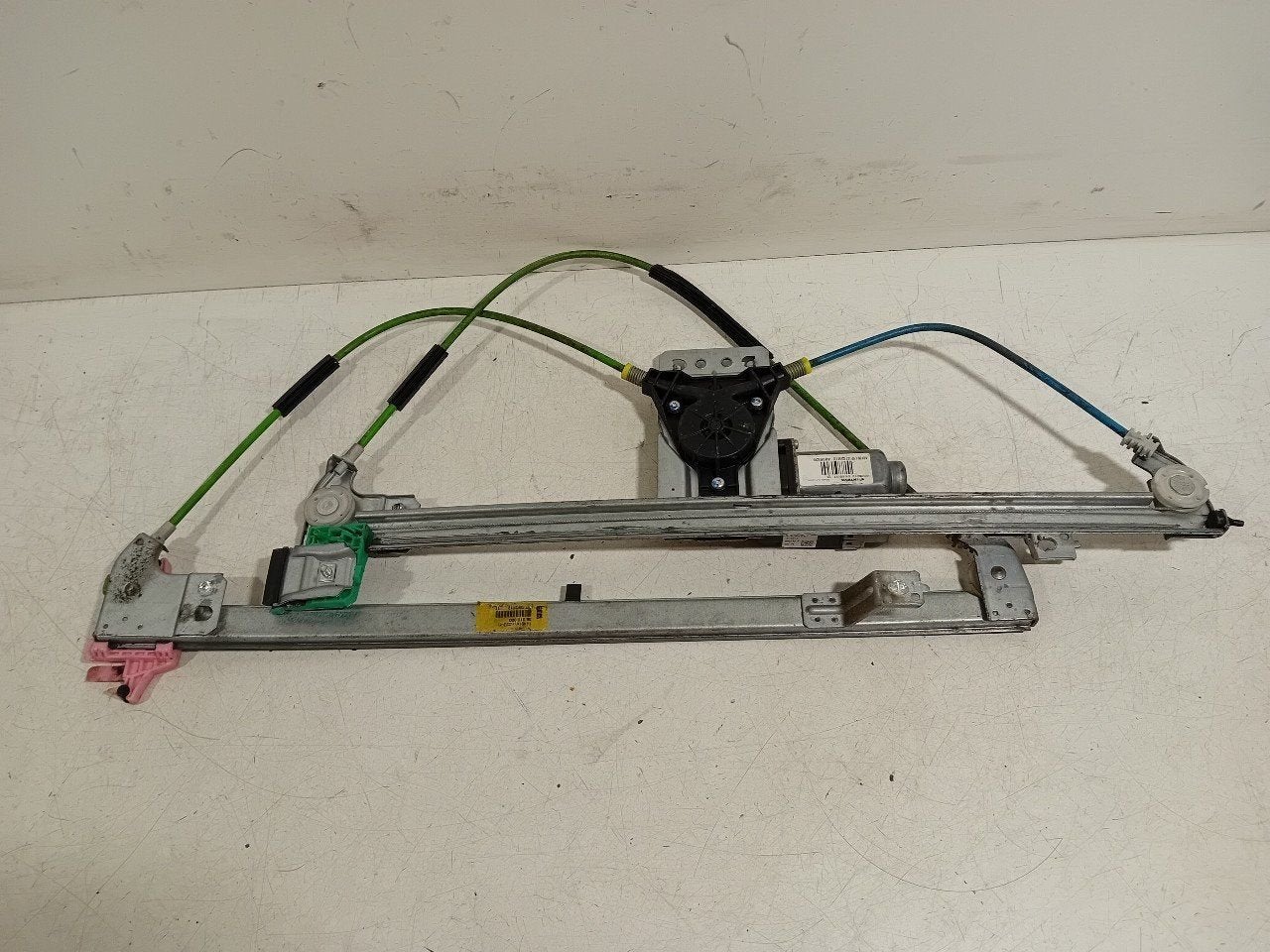 Raammechaniek elektrisch links voor Peugeot Expert, Onderdelen@venauto.nl, Van der Ven Autorecycling B.V., Ettenseweg 76, 4706 PB Roosendaal, The Netherlands