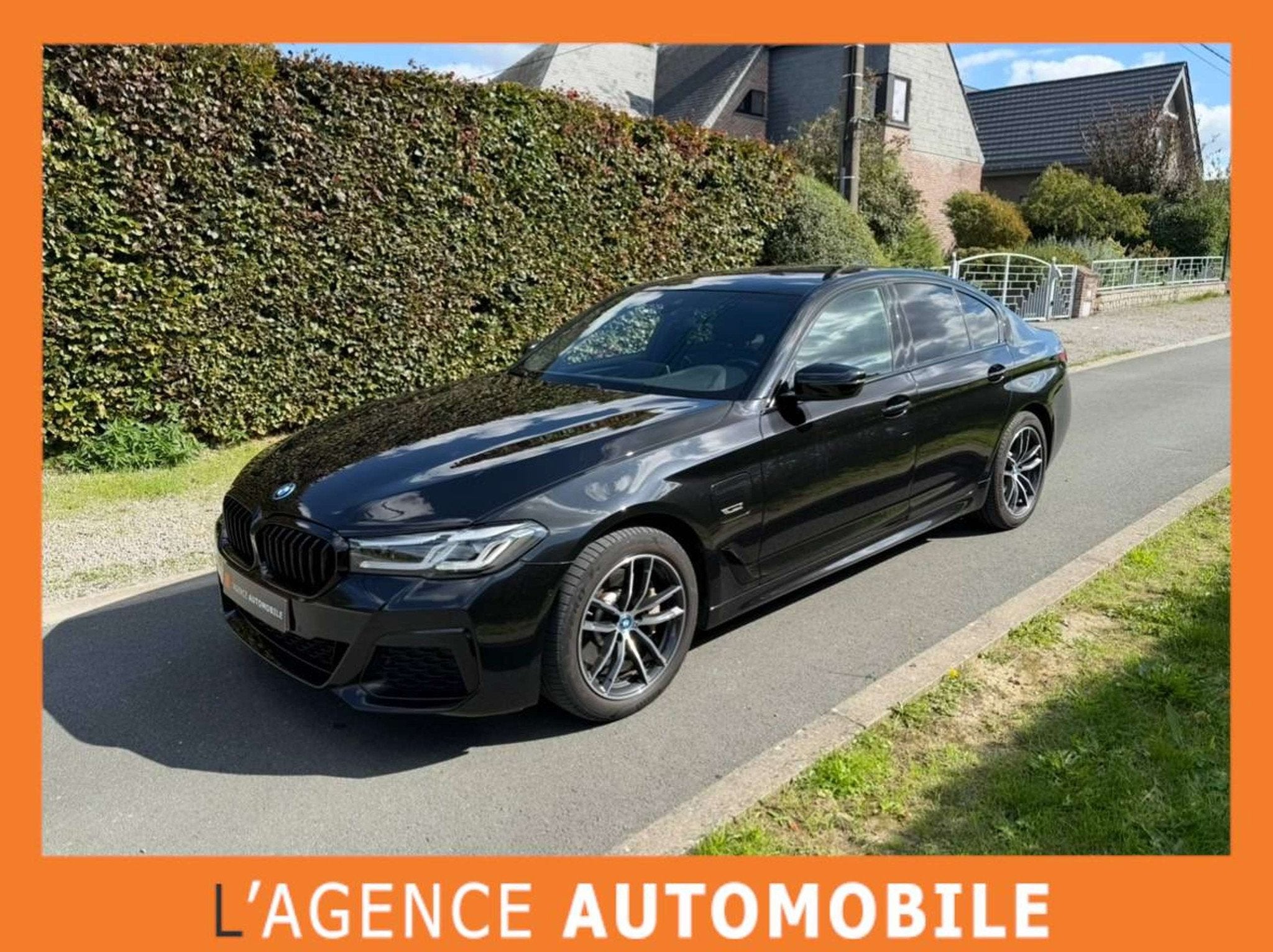 BMW 5 Serie 520 eAS PHEV - GARANTIE 12M - 3a (automatique), Autos, Cuir, Entreprise, Noir, 120 kW