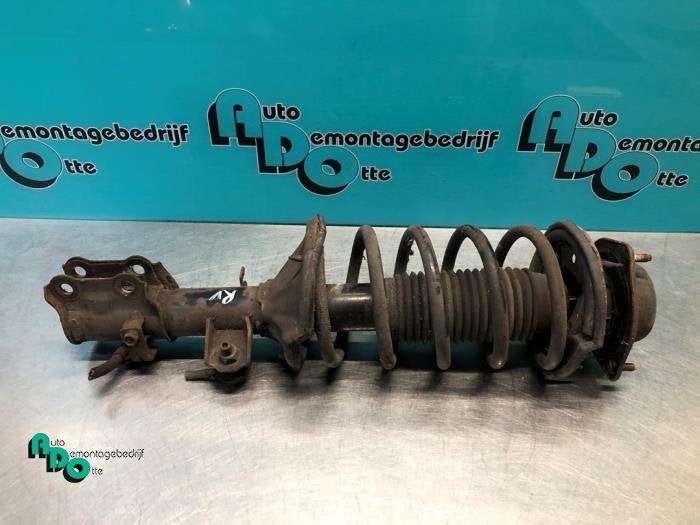 Barre amortisseur avant droit d'un Hyundai Getz (Getz 03-), -, 3 mois de garantie, Utilisé, Hyundai