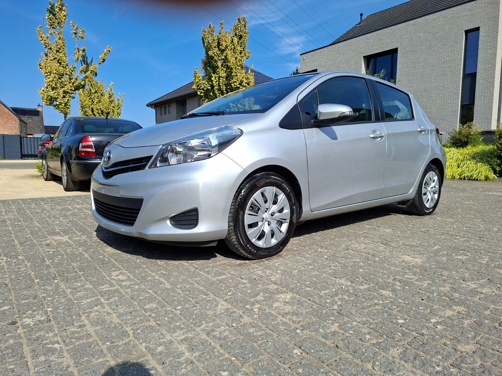 Toyota yaris 119000 Km, Autos, Toyota, Euro 5, Achat, Boîte manuelle, Bluetooth