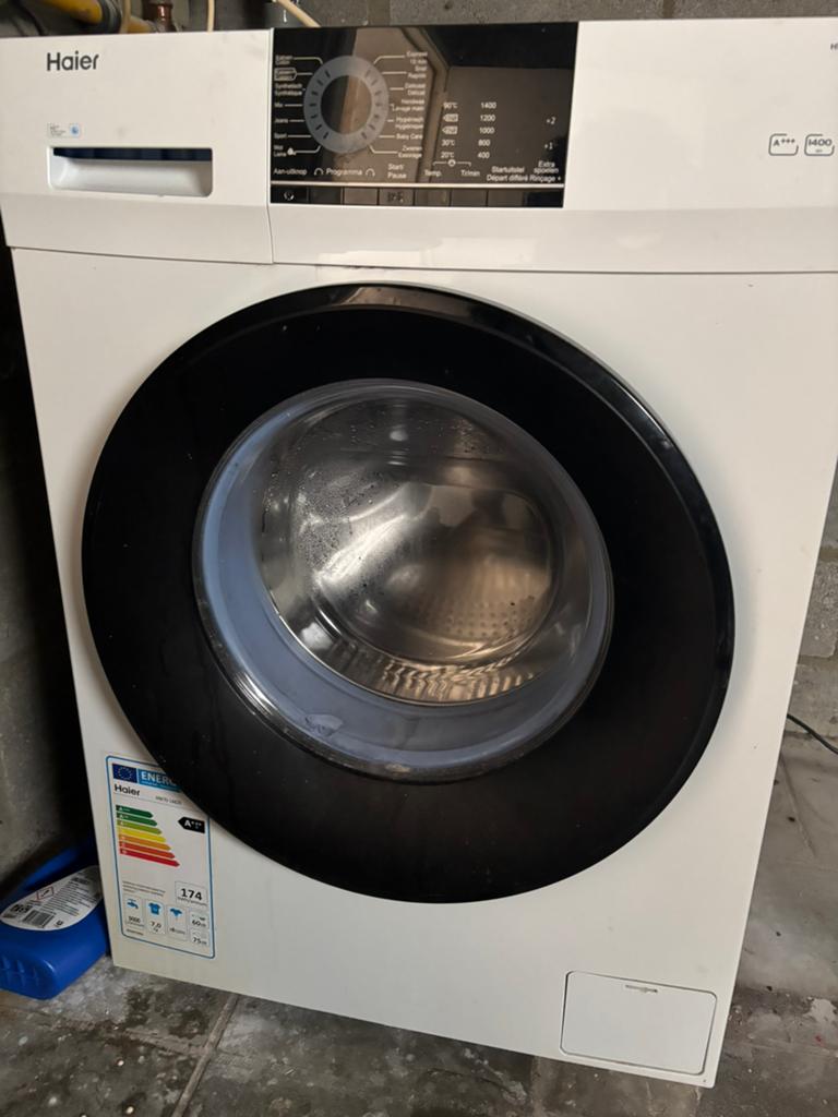 Haier HW70-14829, Ophalen, 1200 tot 1600 toeren, 8 tot 10 kg, Zo goed als nieuw