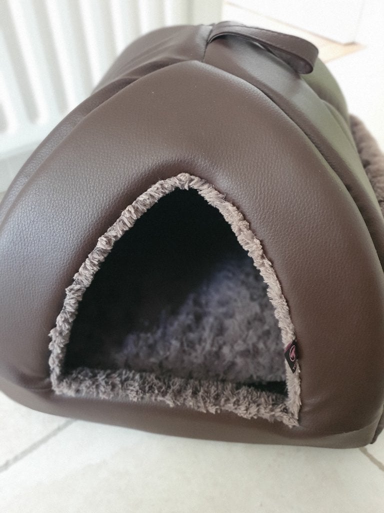 Kattenhuis in zeer goede staat. Beschikbaar., Ophalen, Zo goed als nieuw