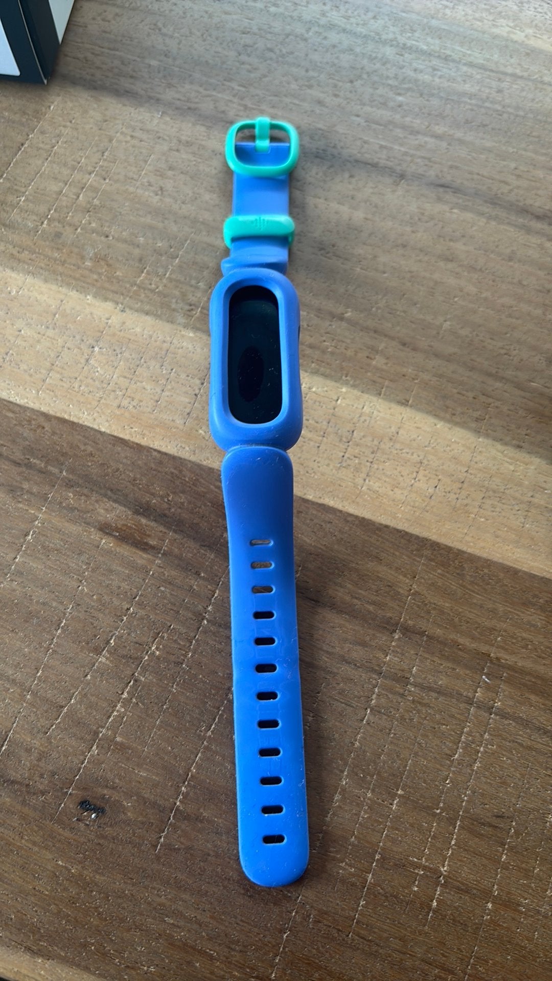 Fitbit ace 3 met extra bandjes, Ophalen of Verzenden, Zo goed als nieuw