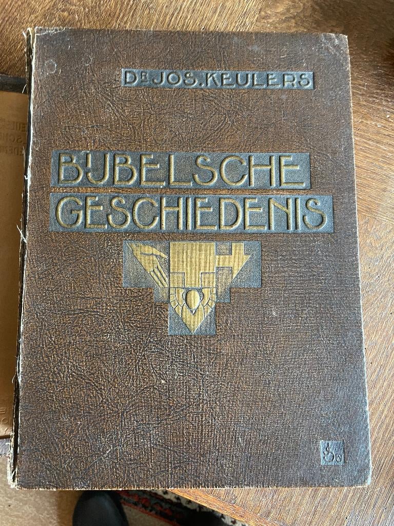 Bijbelse geschiedenis 1931 groot boek, Ophalen of Verzenden, Gelezen, Christendom | Katholiek