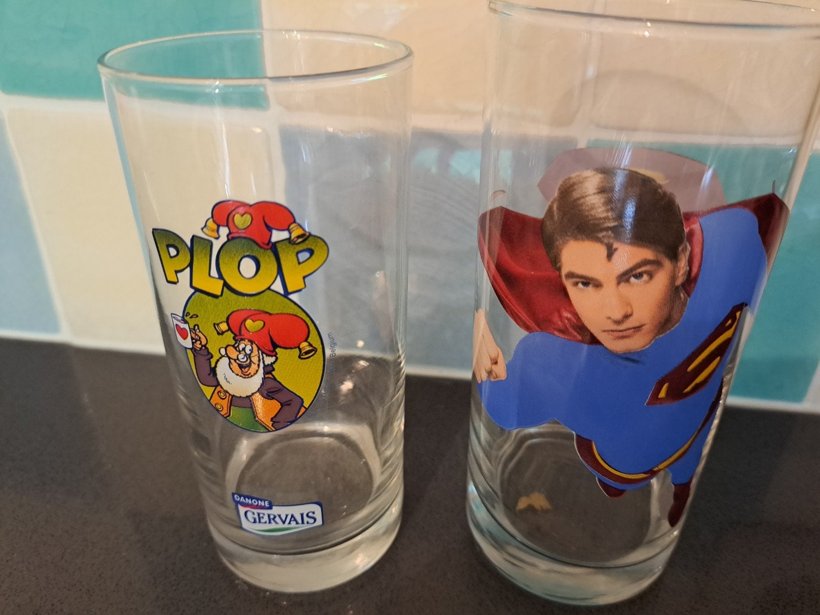 Superman en Plop glas, Ophalen