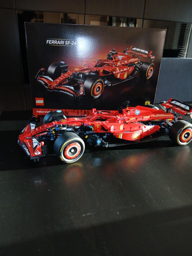 Lego Technic 42207 Ferrari sf-24, Ophalen of Verzenden, Compleet, Lego, Technic