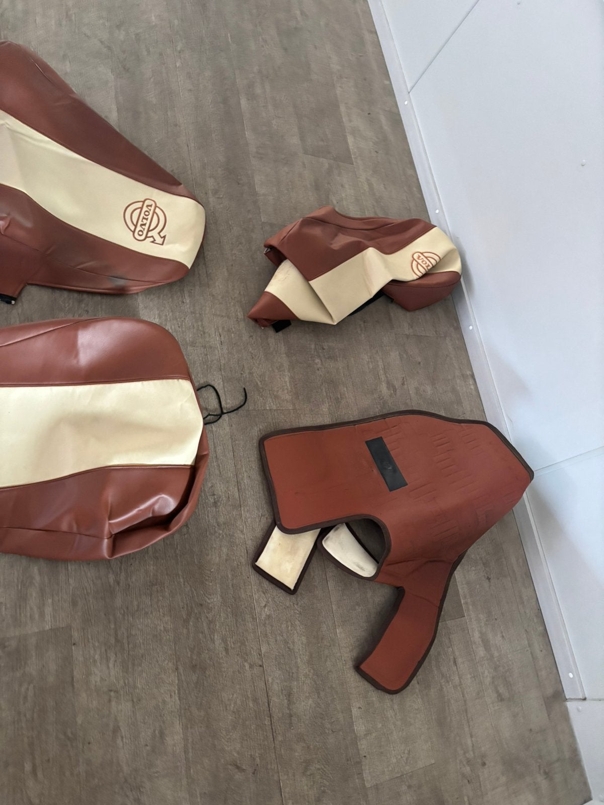 Bekleding volvo fh4, Ophalen, Zo goed als nieuw