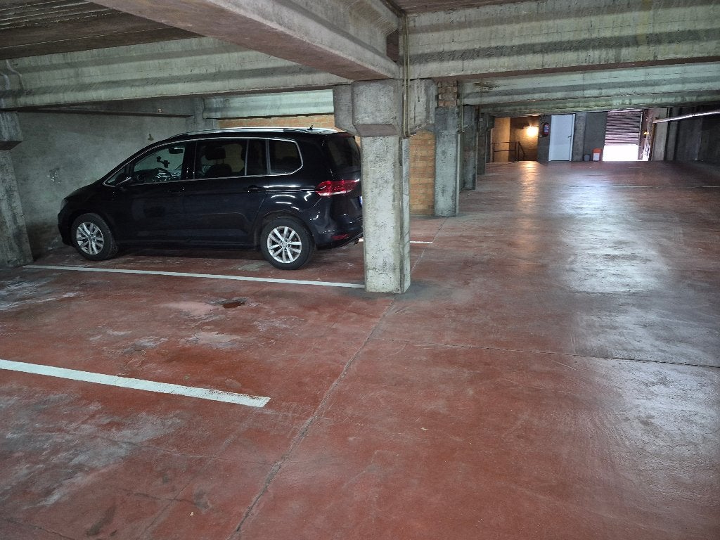 Places de parking à vendre